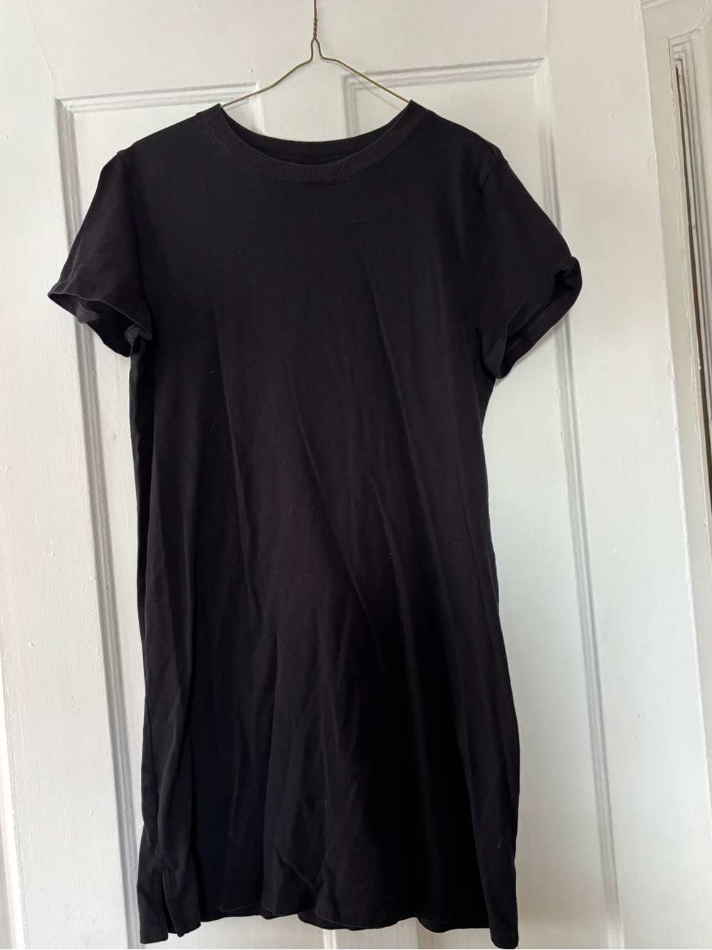 black tee shirt dress